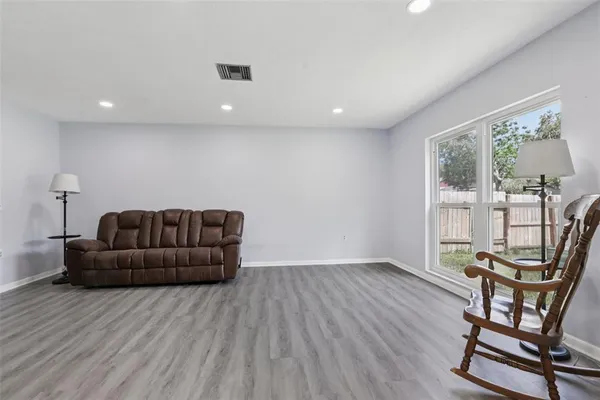 $459,000 | 1009 Black Knight Drive, Valrico, FL 33594