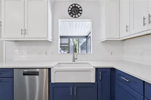 $459,000 | 1009 Black Knight Drive, Valrico, FL 33594