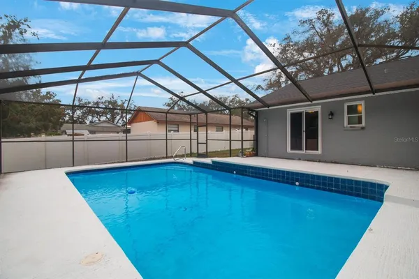 $459,000 | 1009 Black Knight Drive, Valrico, FL 33594