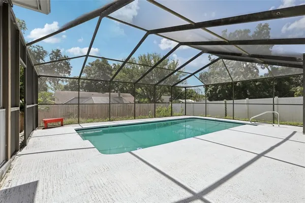 $459,000 | 1009 Black Knight Drive, Valrico, FL 33594