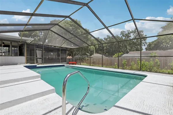 $459,000 | 1009 Black Knight Drive, Valrico, FL 33594