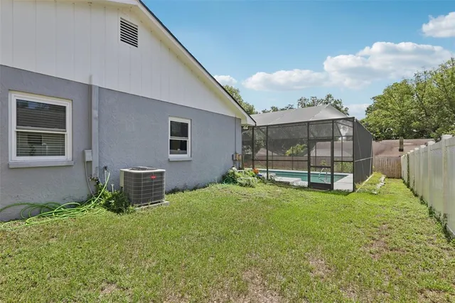 $471,000 | 1009 Black Knight Drive, Valrico, FL 33594