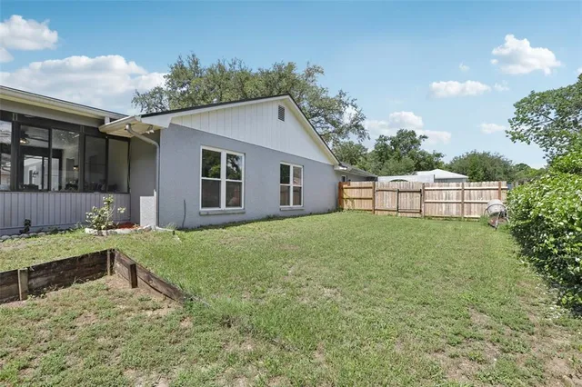 $471,000 | 1009 Black Knight Drive, Valrico, FL 33594