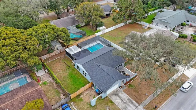 $471,000 | 1009 Black Knight Drive, Valrico, FL 33594