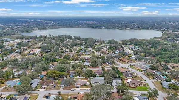$459,000 | 1009 Black Knight Drive, Valrico, FL 33594