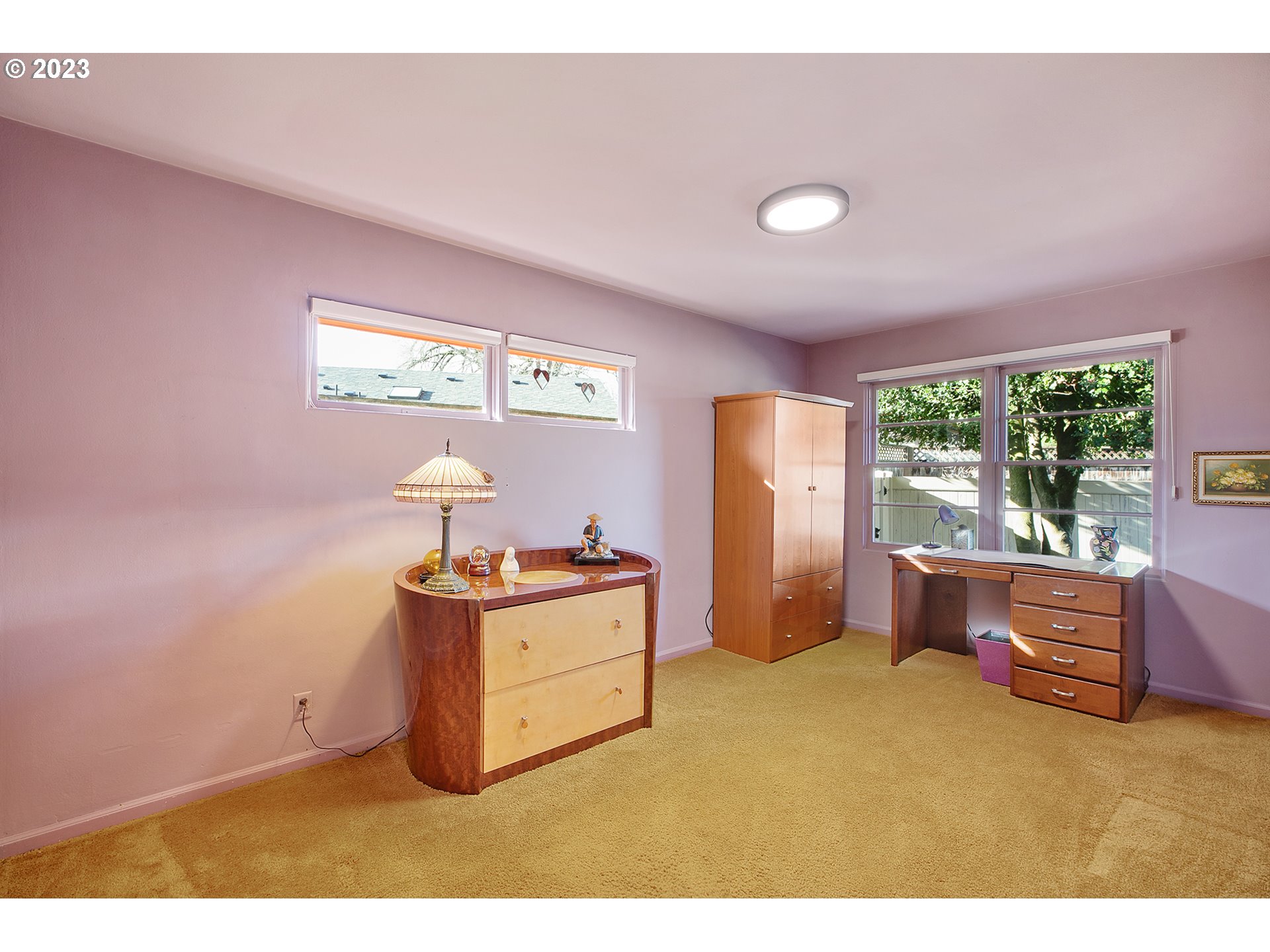2316 Washington Way Longview, WA 98632 - Photo 21 of 31 a workspace with furniture and window