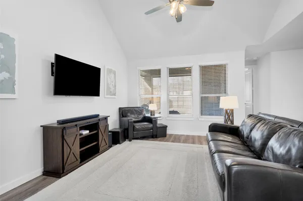 $2,800 | 440 Flowering Lotus Court, Conroe, TX 77318