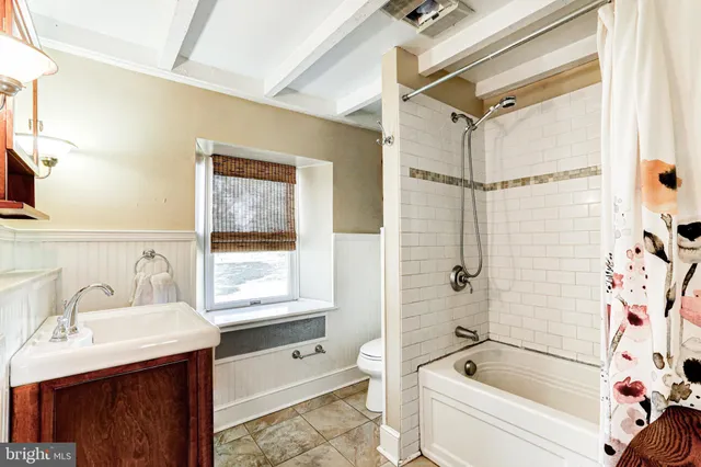 $1,050,000 | 1427 Flint Hill Road, Landenberg, PA 19350