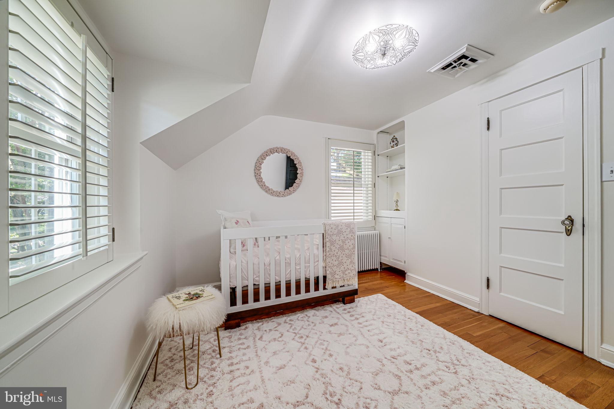 4817 Chevy Chase Boulevard Chevy Chase, MD 20815 - Photo 23 of 78