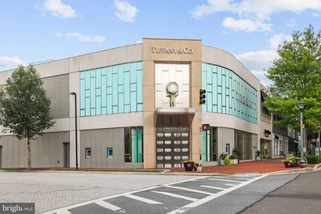 $2,000,000 | 4817 Chevy Chase Boulevard, Chevy Chase, MD 20815