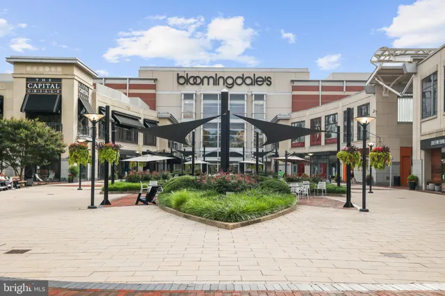 $2,000,000 | 4817 Chevy Chase Boulevard, Chevy Chase, MD 20815