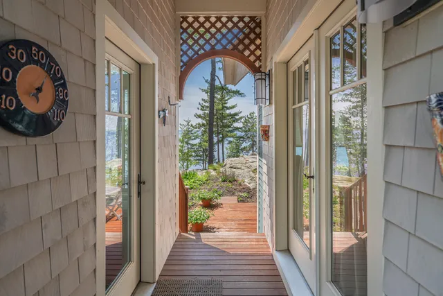$4,200,000 | 361 Raymond Cape Road, Raymond, ME 04071
