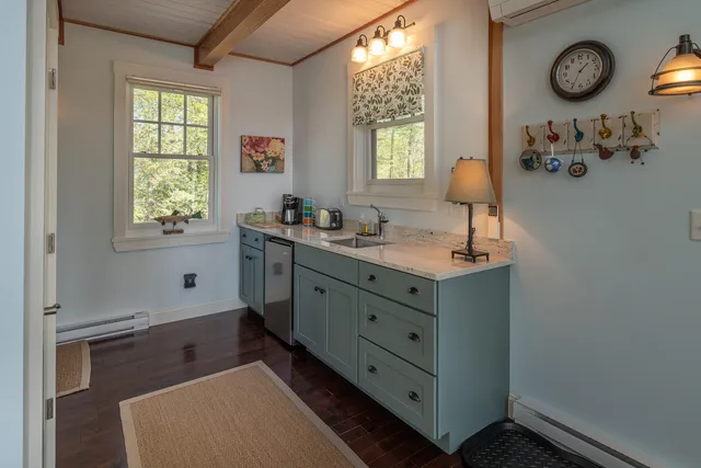 $4,200,000 | 361 Raymond Cape Road, Raymond, ME 04071