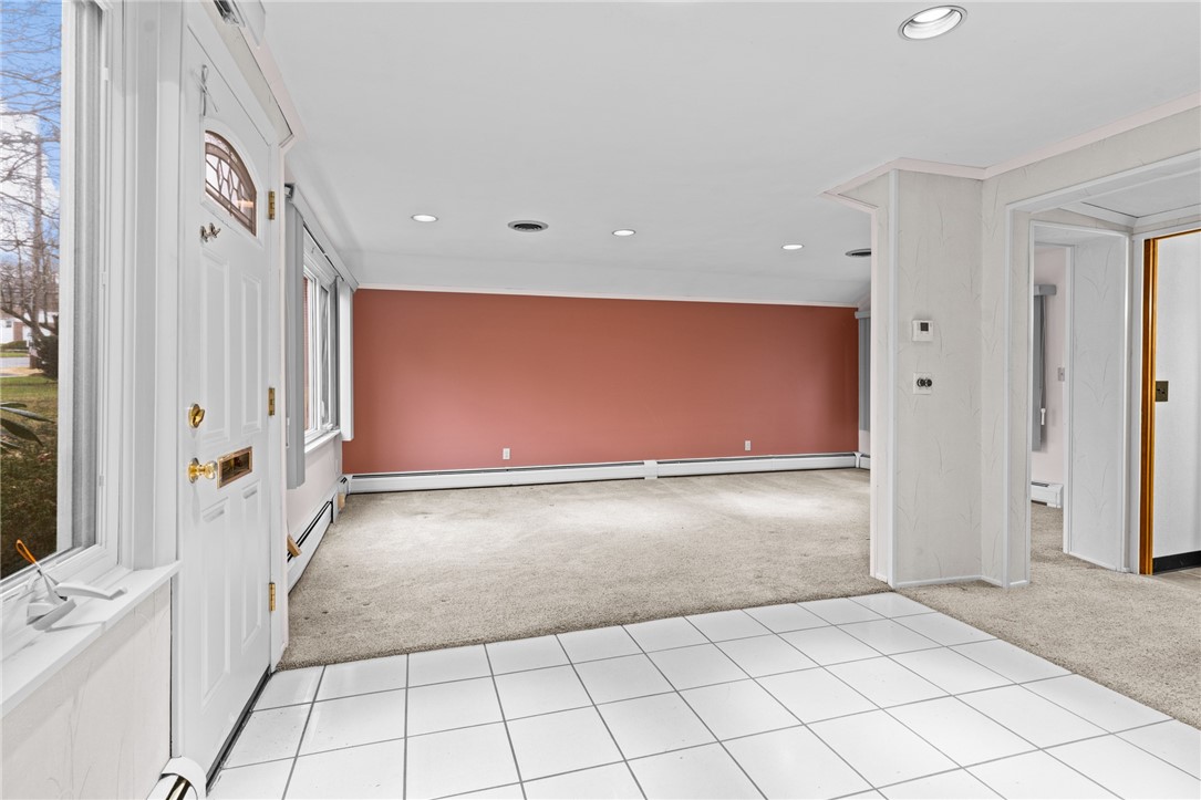 45 Rangeley Road Cranston, RI 02920 - Photo 16 of 35