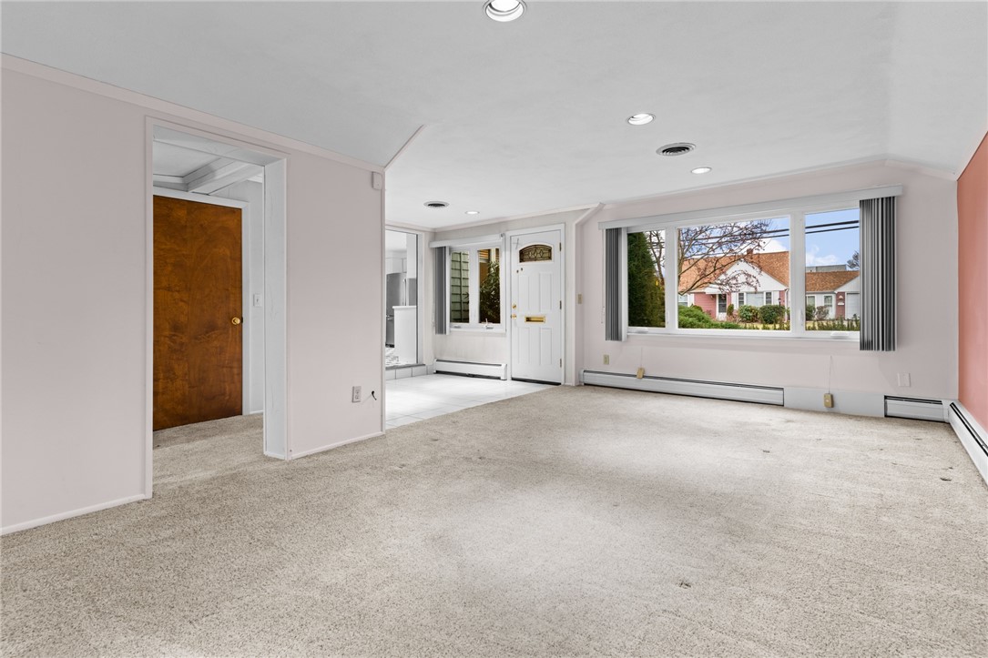 45 Rangeley Road Cranston, RI 02920 - Photo 17 of 35