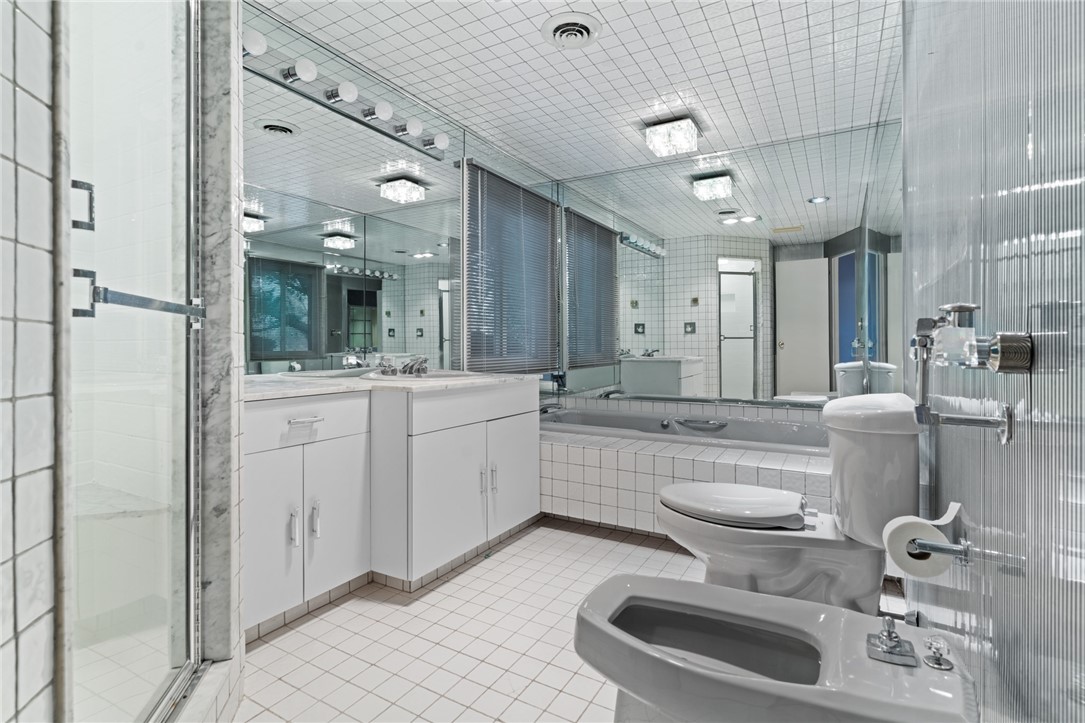 45 Rangeley Road Cranston, RI 02920 - Photo 24 of 35