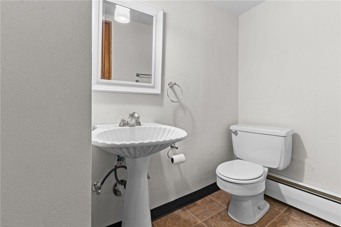 45 Rangeley Road Cranston, RI 02920 - Photo 33 of 35