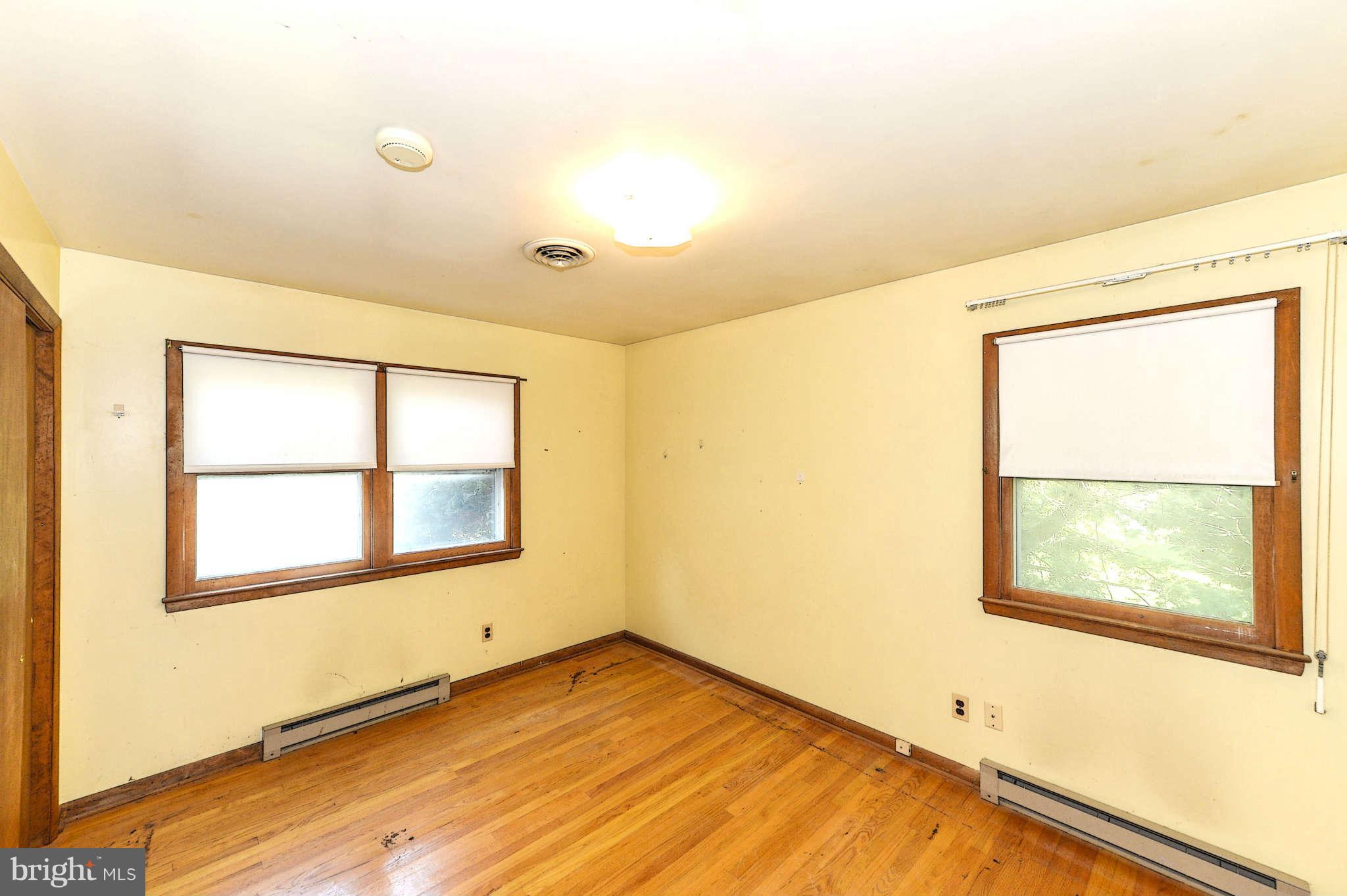 5146 Mountain Road Pasadena, MD 21122 - Photo 15 of 21 Bedroom