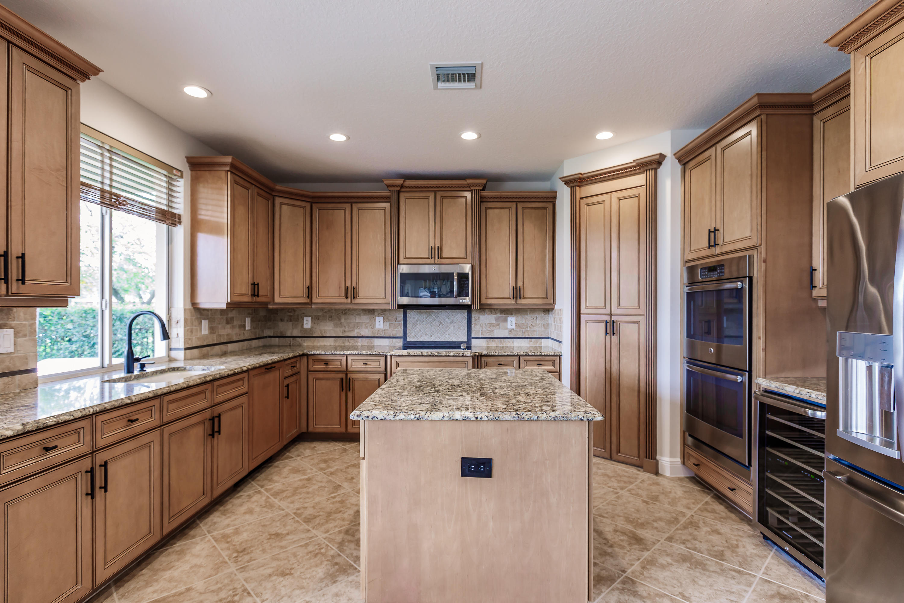 11308 Misty Ridge Way Boynton Beach, FL 33473 - Photo 7 of 49 Kitchen