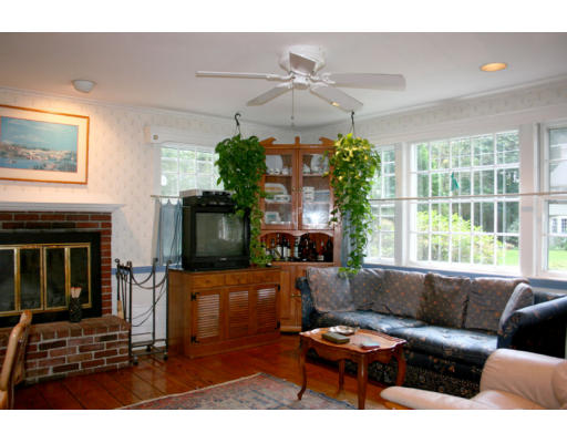11 Pine Needle Road Wayland, MA 01778 - Photo 5 of 18 Gallery Image 5