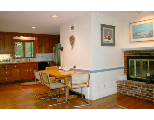 11 Pine Needle Road Wayland, MA 01778 - Photo 6 of 18 Gallery Image 6
