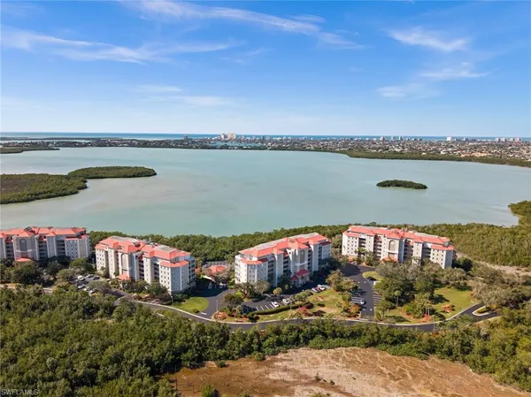 $599,000 | 201 Vintage Bay Drive, Unit B15, Marco Island, FL 34145