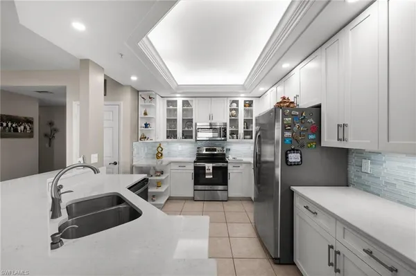 $599,000 | 201 Vintage Bay Drive, Unit B15, Marco Island, FL 34145