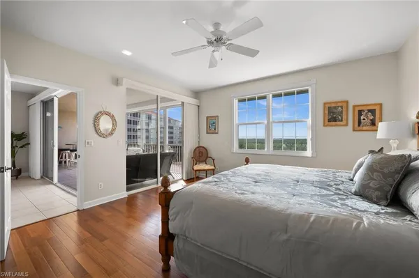 $599,000 | 201 Vintage Bay Drive, Unit B15, Marco Island, FL 34145