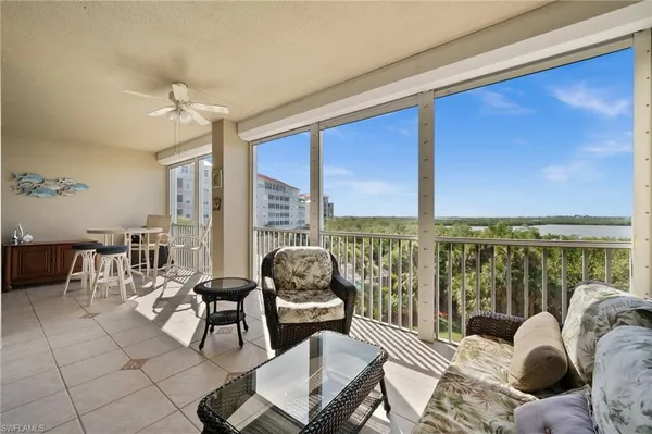 $599,000 | 201 Vintage Bay Drive, Unit B15, Marco Island, FL 34145
