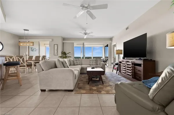 $599,000 | 201 Vintage Bay Drive, Unit B15, Marco Island, FL 34145