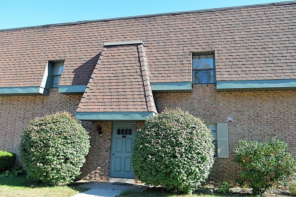 549 Russell Road, Unit 1C Westfield, MA 01085 - Photo 3 of 20 Gallery Image 3