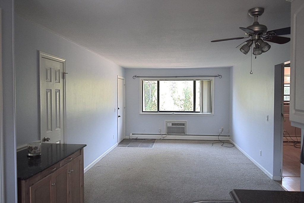 549 Russell Road, Unit 1C Westfield, MA 01085 - Photo 5 of 20 Gallery Image 5
