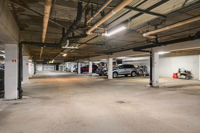 $167,000 | 12600 Parkwood Drive, Unit 307, Burnsville, MN 55337