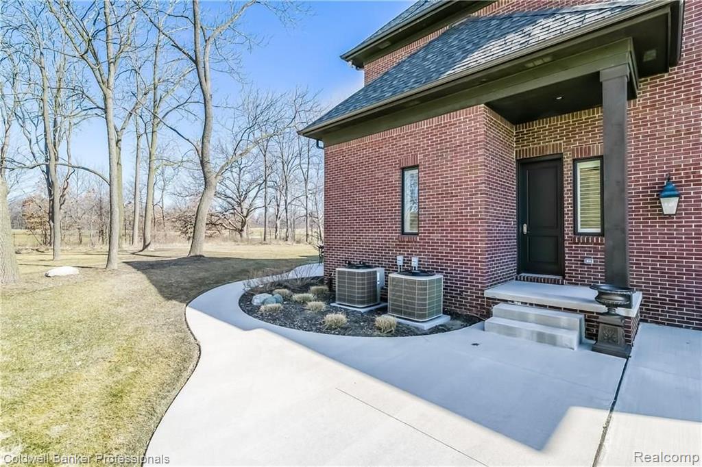 3798 Thatcher Drive Rochester Hills, MI 48309 - Photo 55 of 62