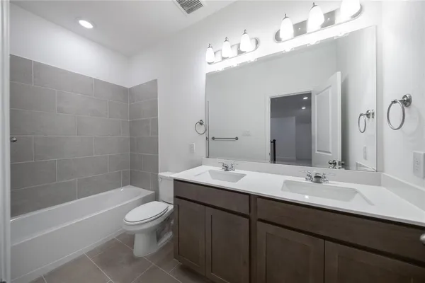 $469,990 | 102 National Court, Forney, TX 75126