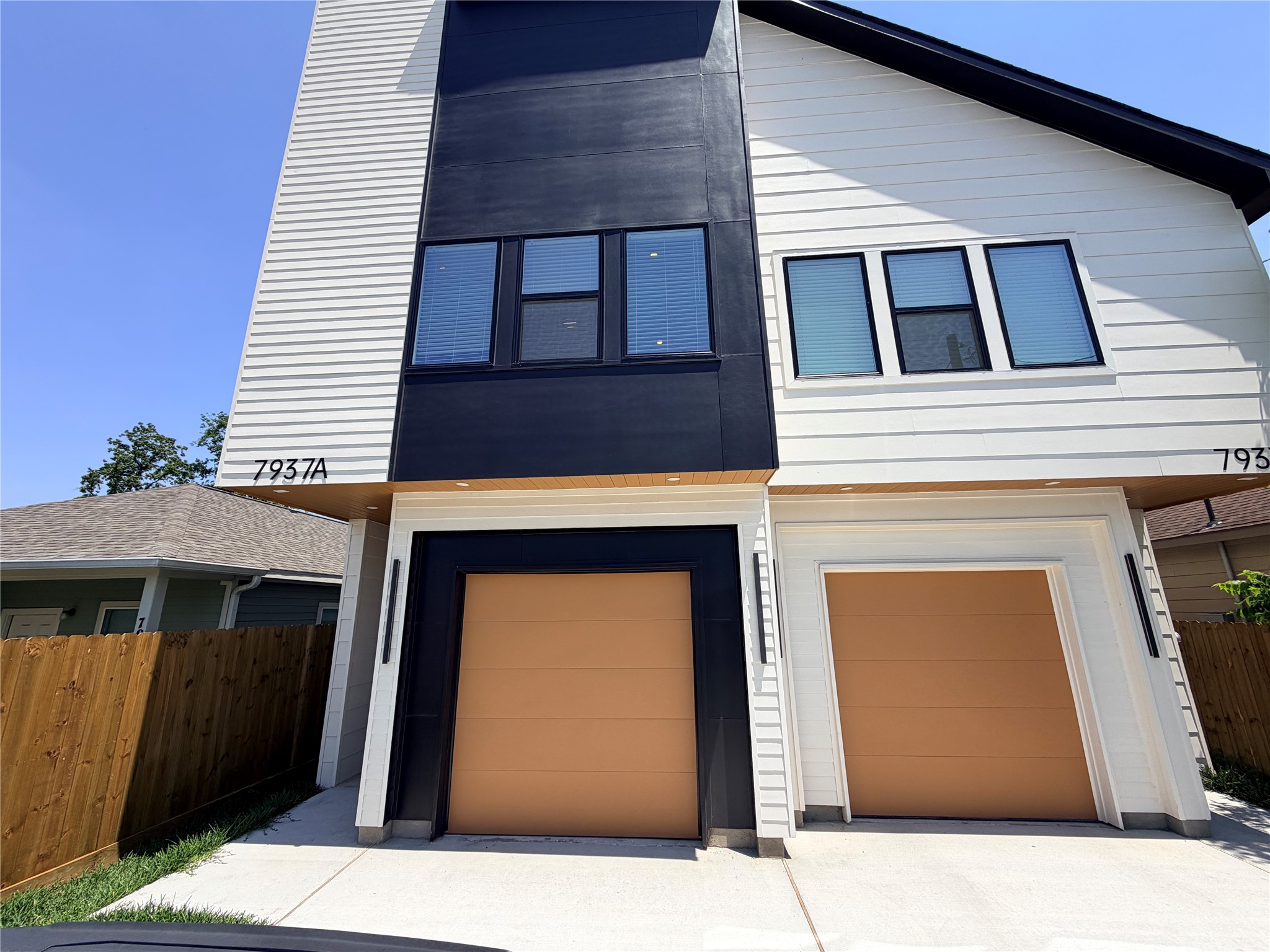7937 Sparta Street Houston, TX 77028 - Photo 2 of 23