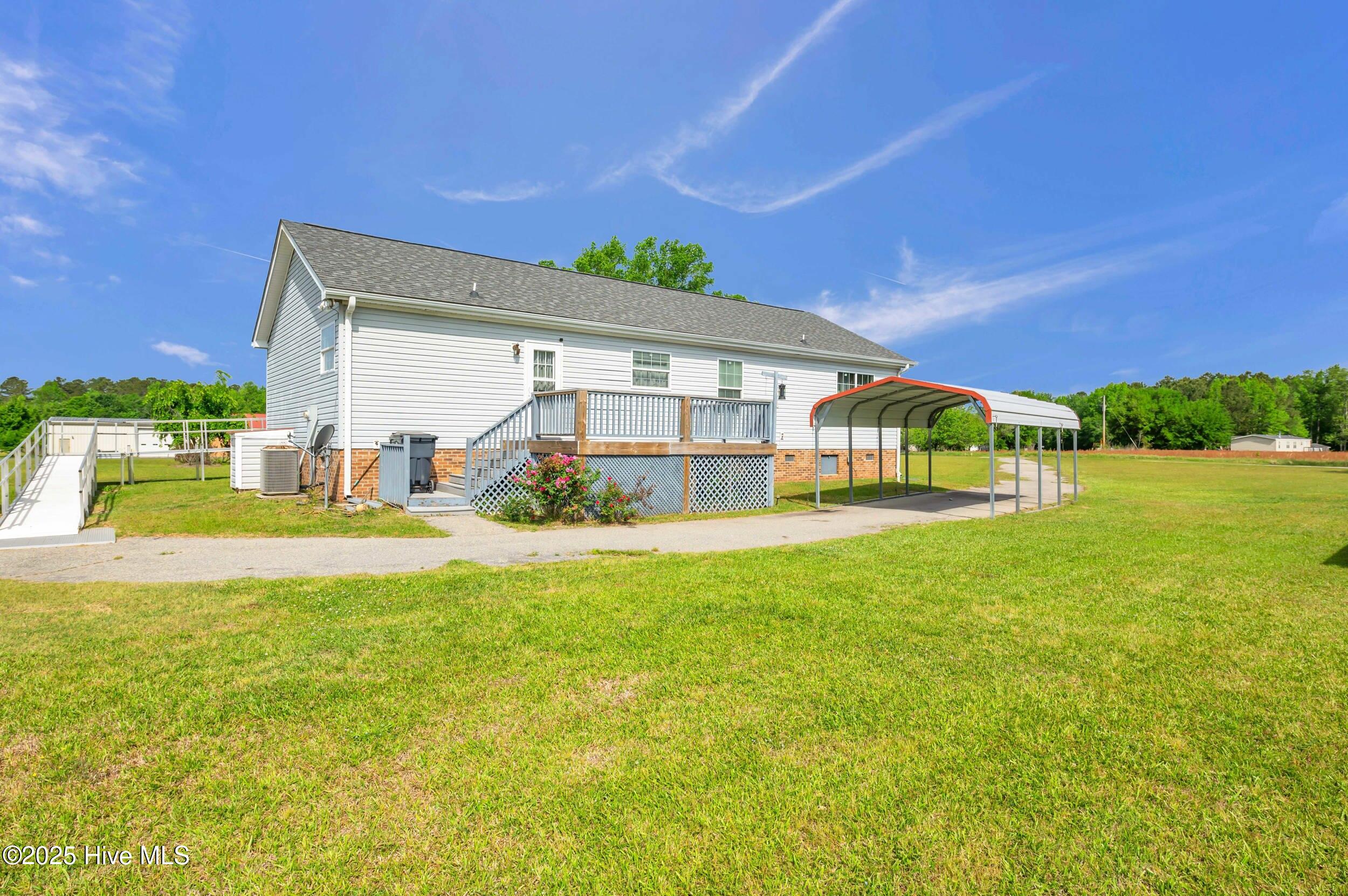 194 Blanks Road Clarkton, NC 28433 - Photo 26 of 40 194blanksrd00029