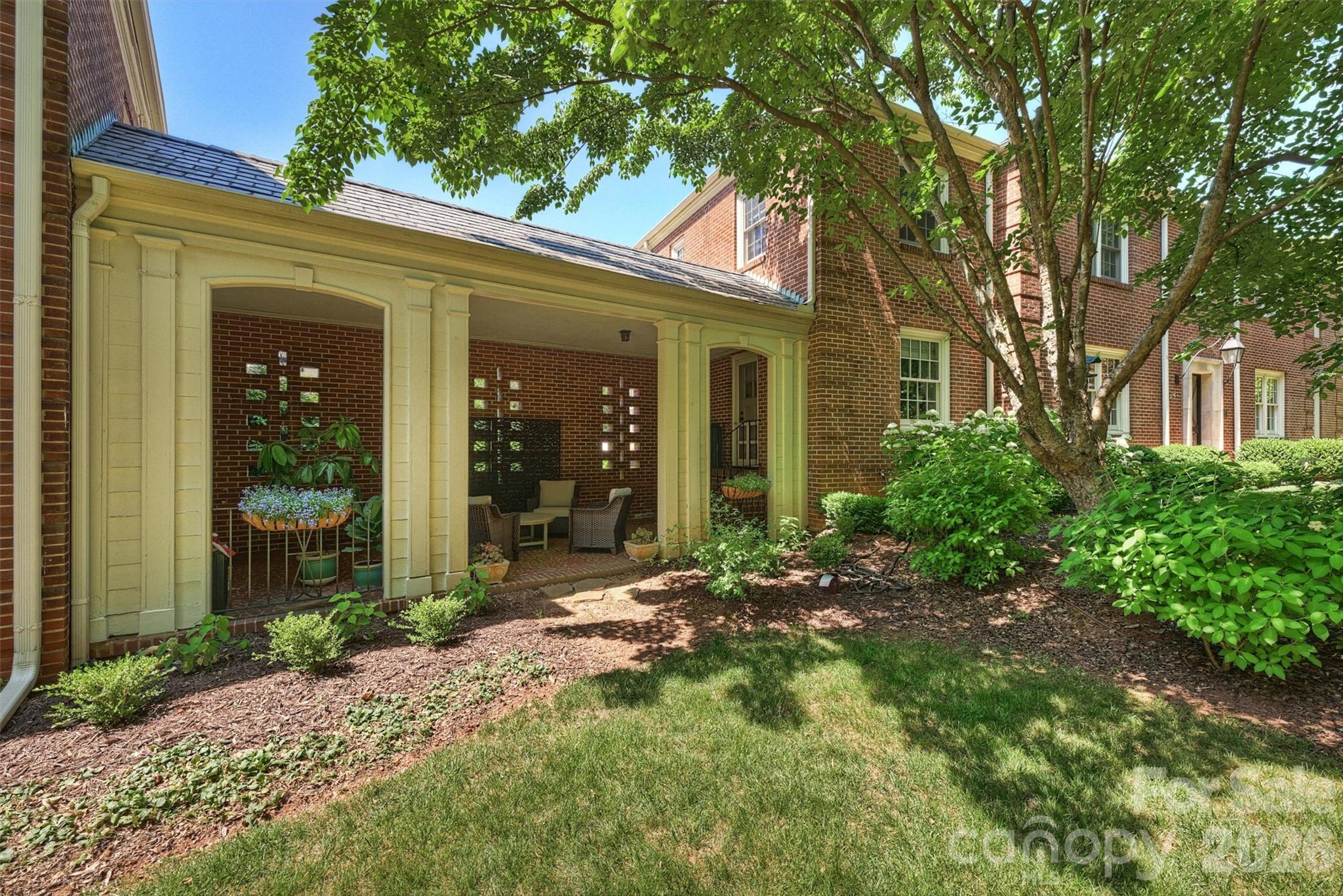 930 Ardsley Road, Unit 2 Charlotte, NC 28207 - Photo 33 of 36