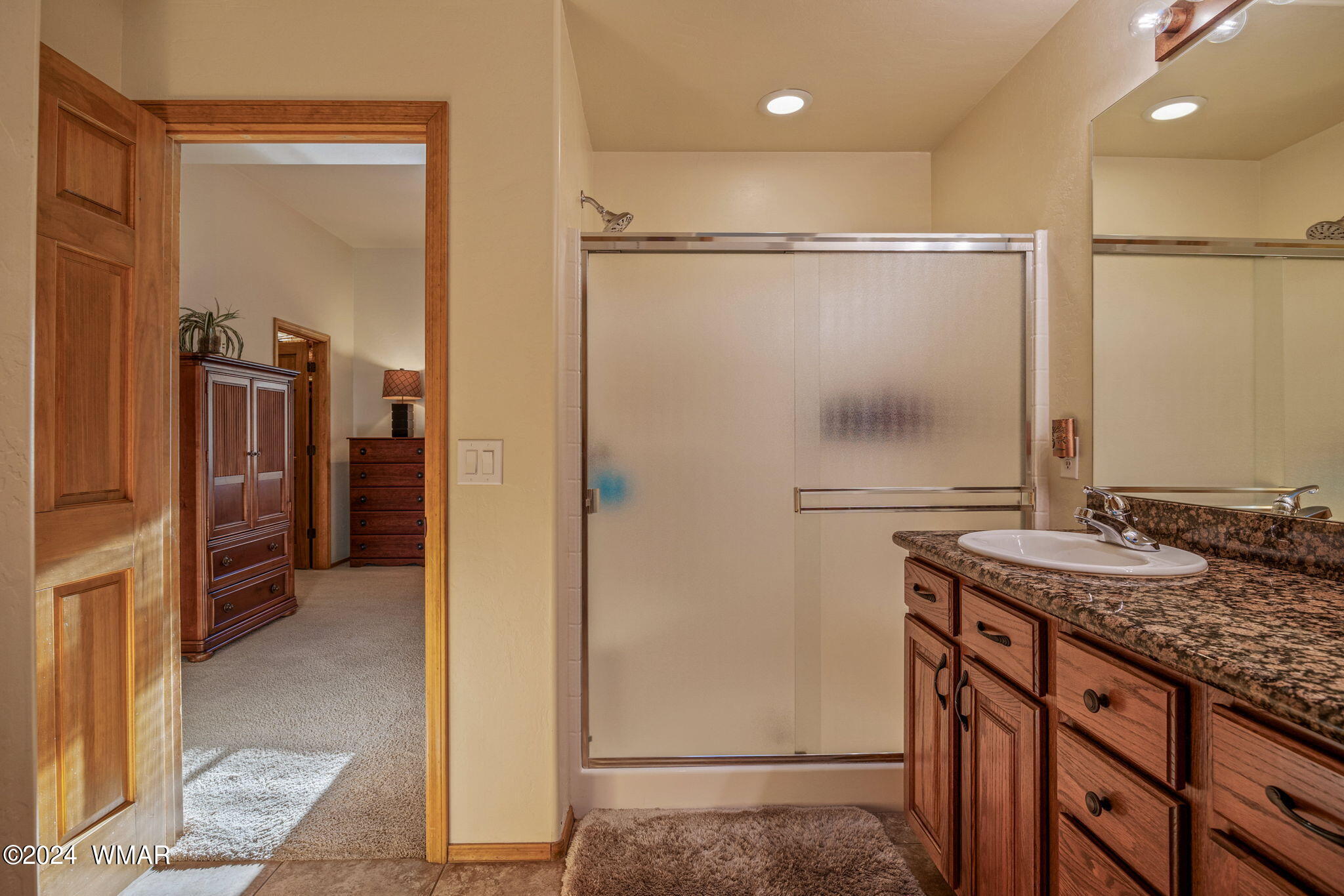 3052 Timber Line Road Pinetop, AZ 85935 - Photo 18 of 43 Walk in shower and dual vanities