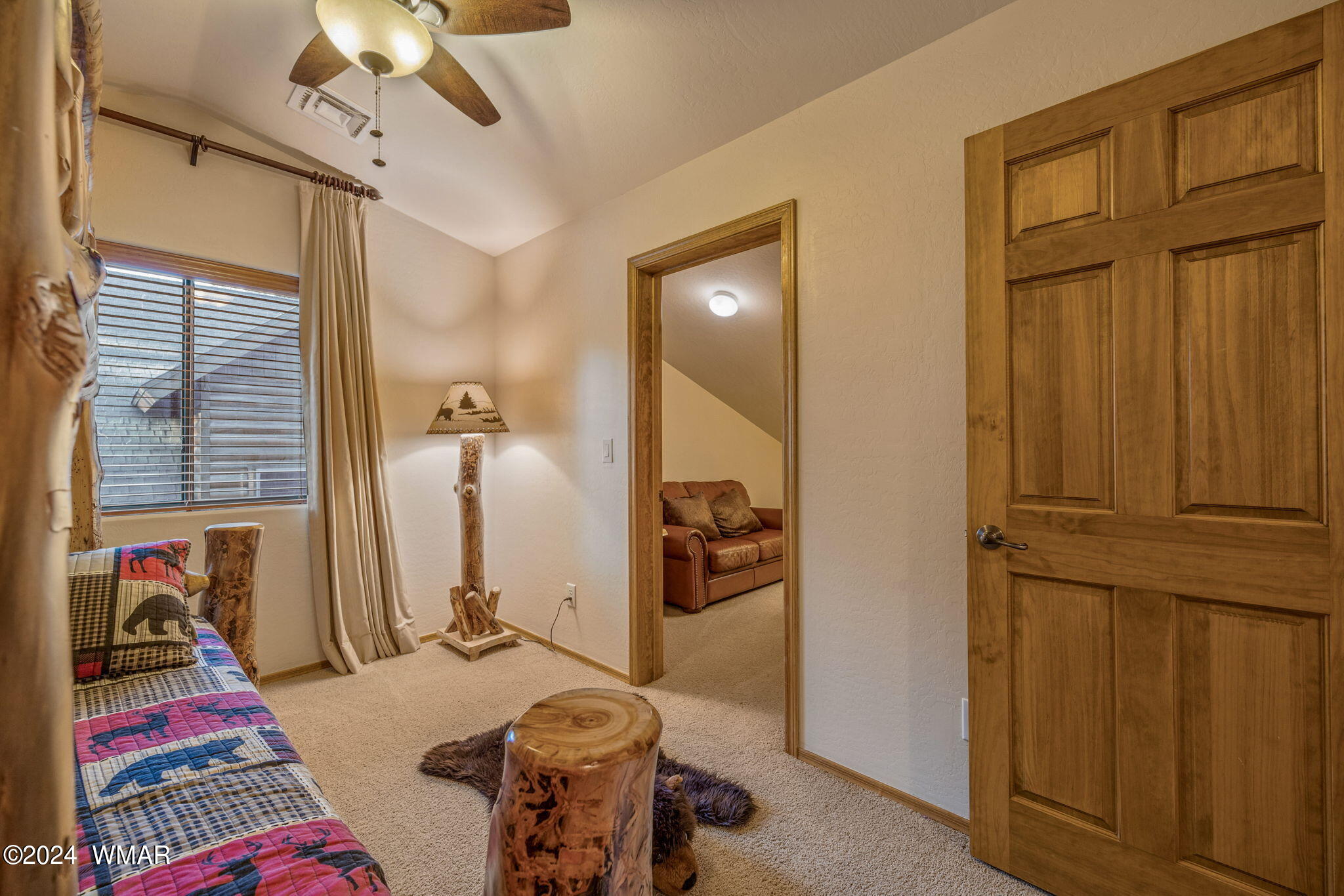 3052 Timber Line Road Pinetop, AZ 85935 - Photo 26 of 43 Bedroom 3 upstairs