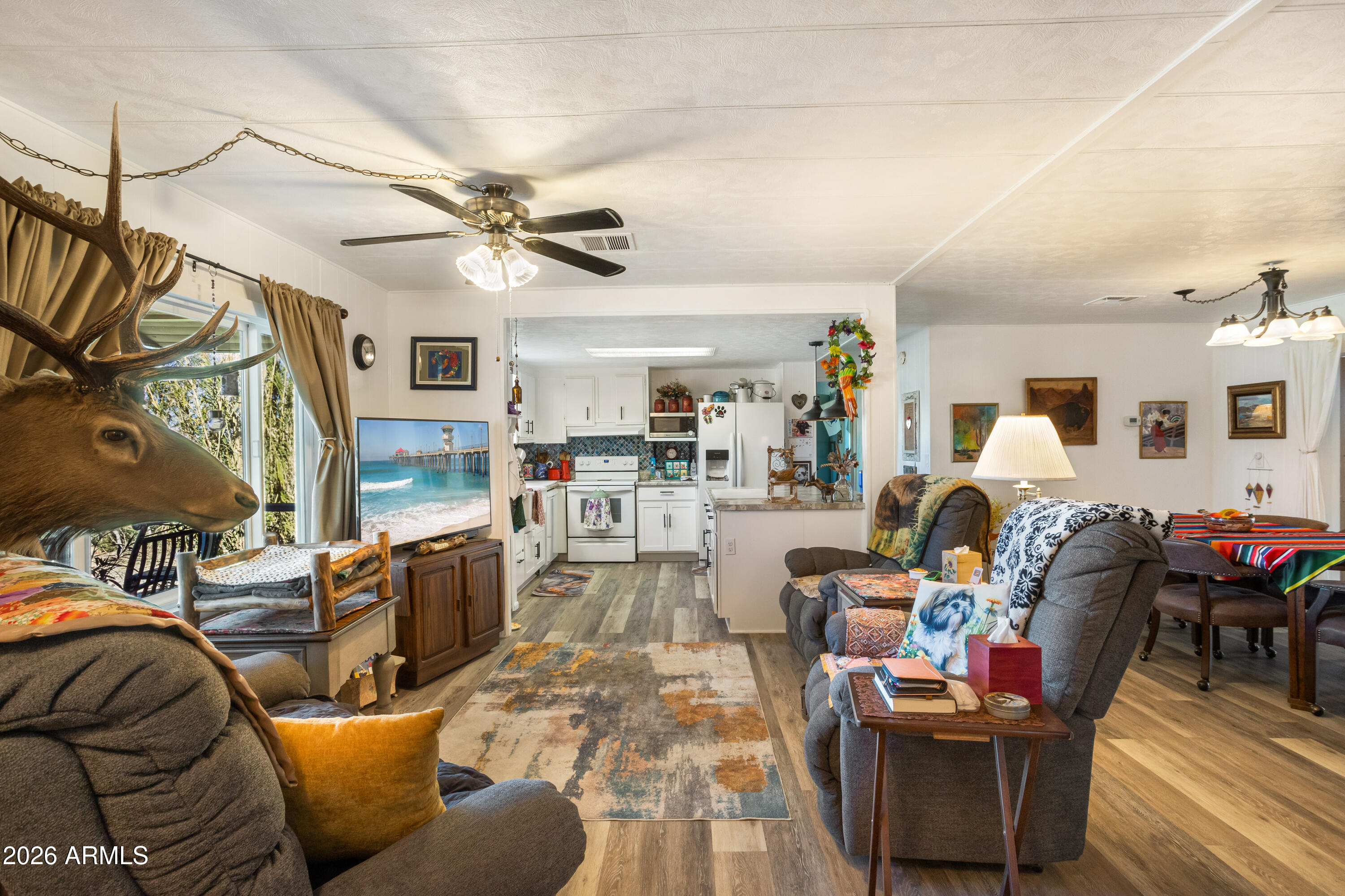5681 South Moson Road Hereford, AZ 85615 - Photo 39 of 47 a living room filled with furniture
