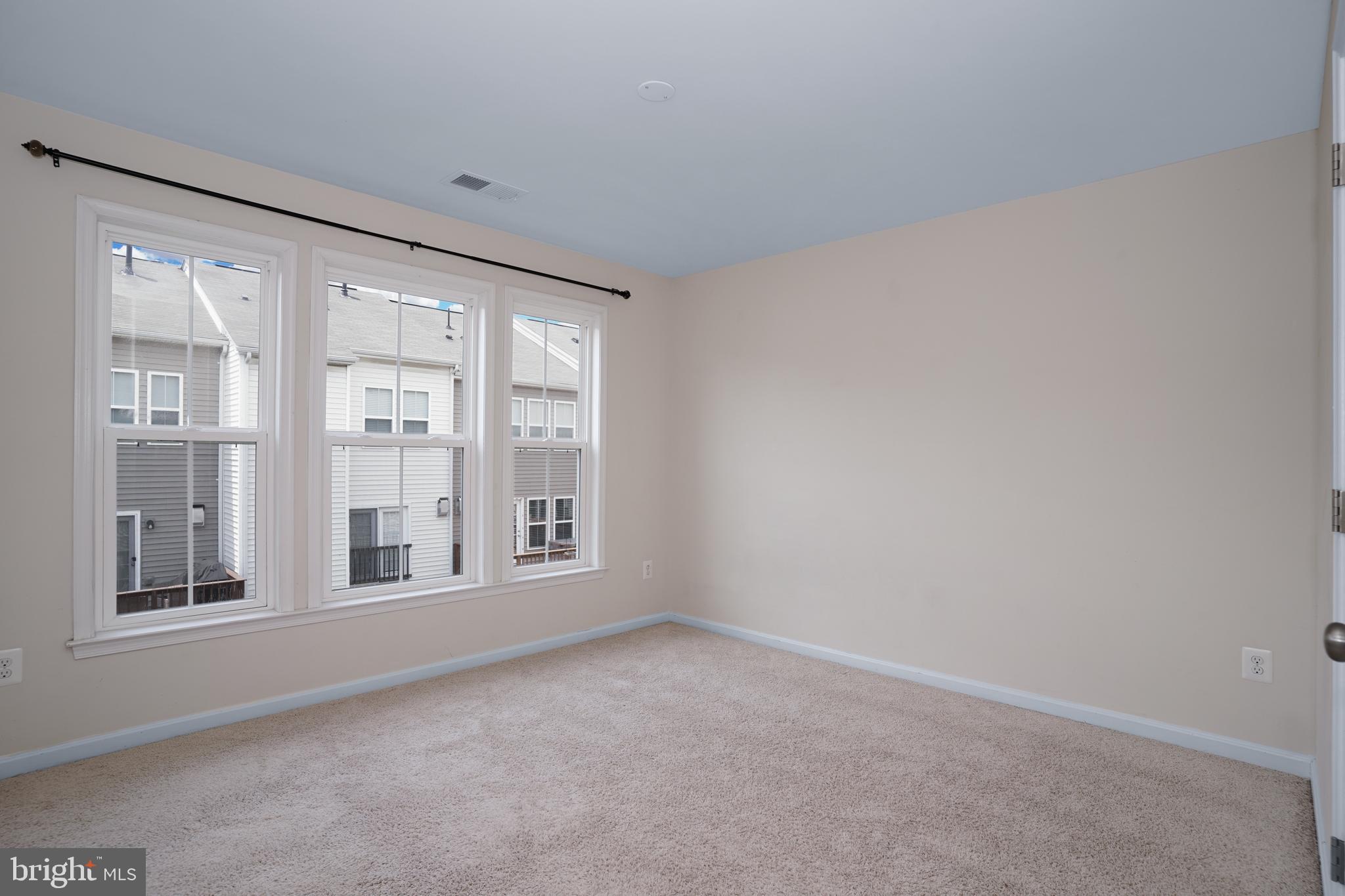 43385 Rickenbacker Square Ashburn, VA 20147 - Photo 25 of 35