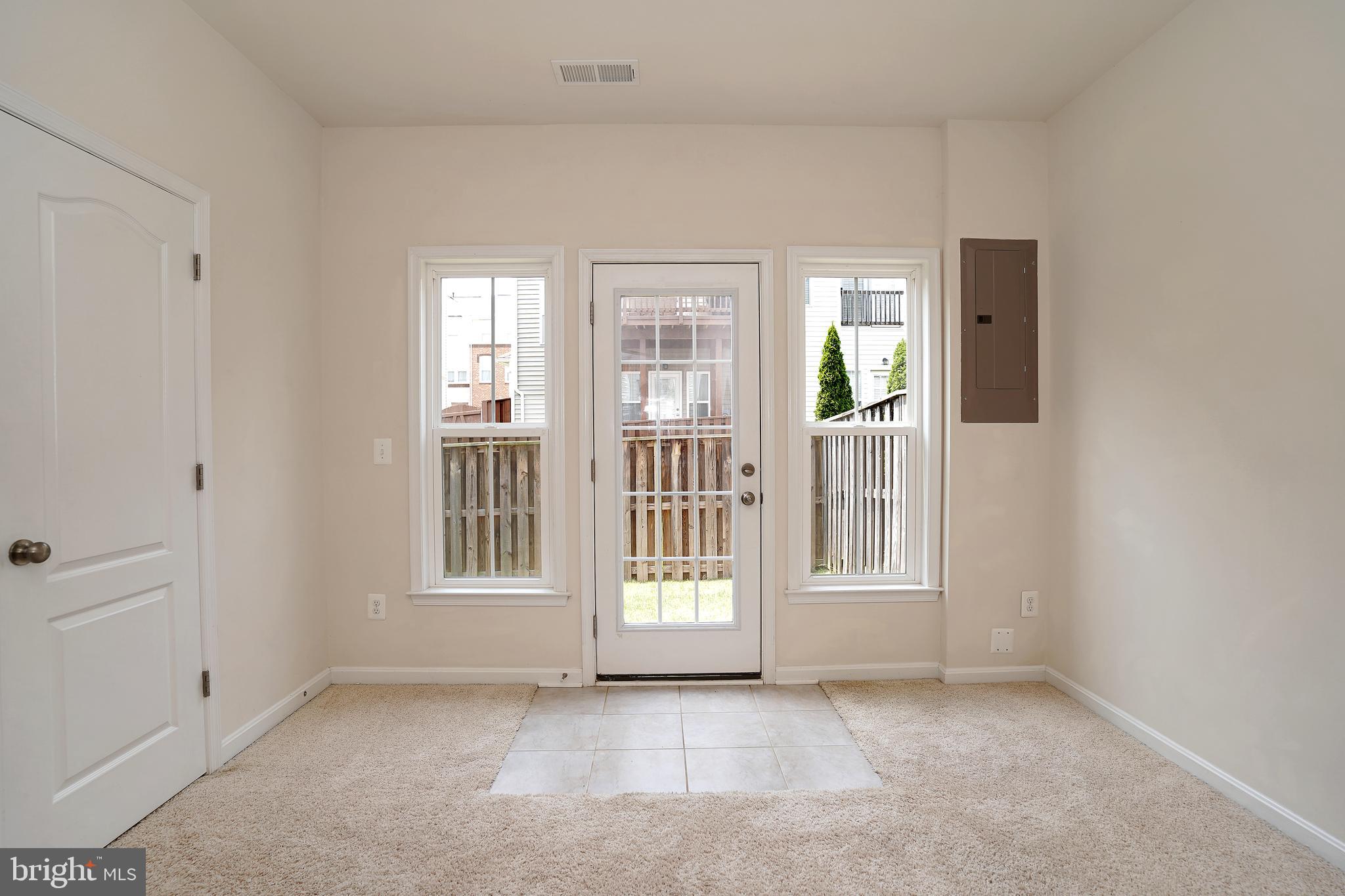 43385 Rickenbacker Square Ashburn, VA 20147 - Photo 29 of 35