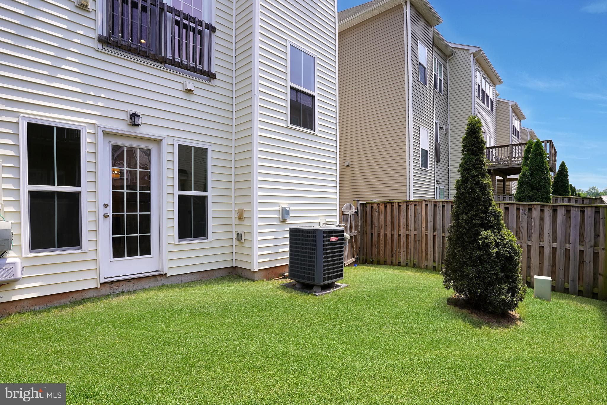 43385 Rickenbacker Square Ashburn, VA 20147 - Photo 31 of 35