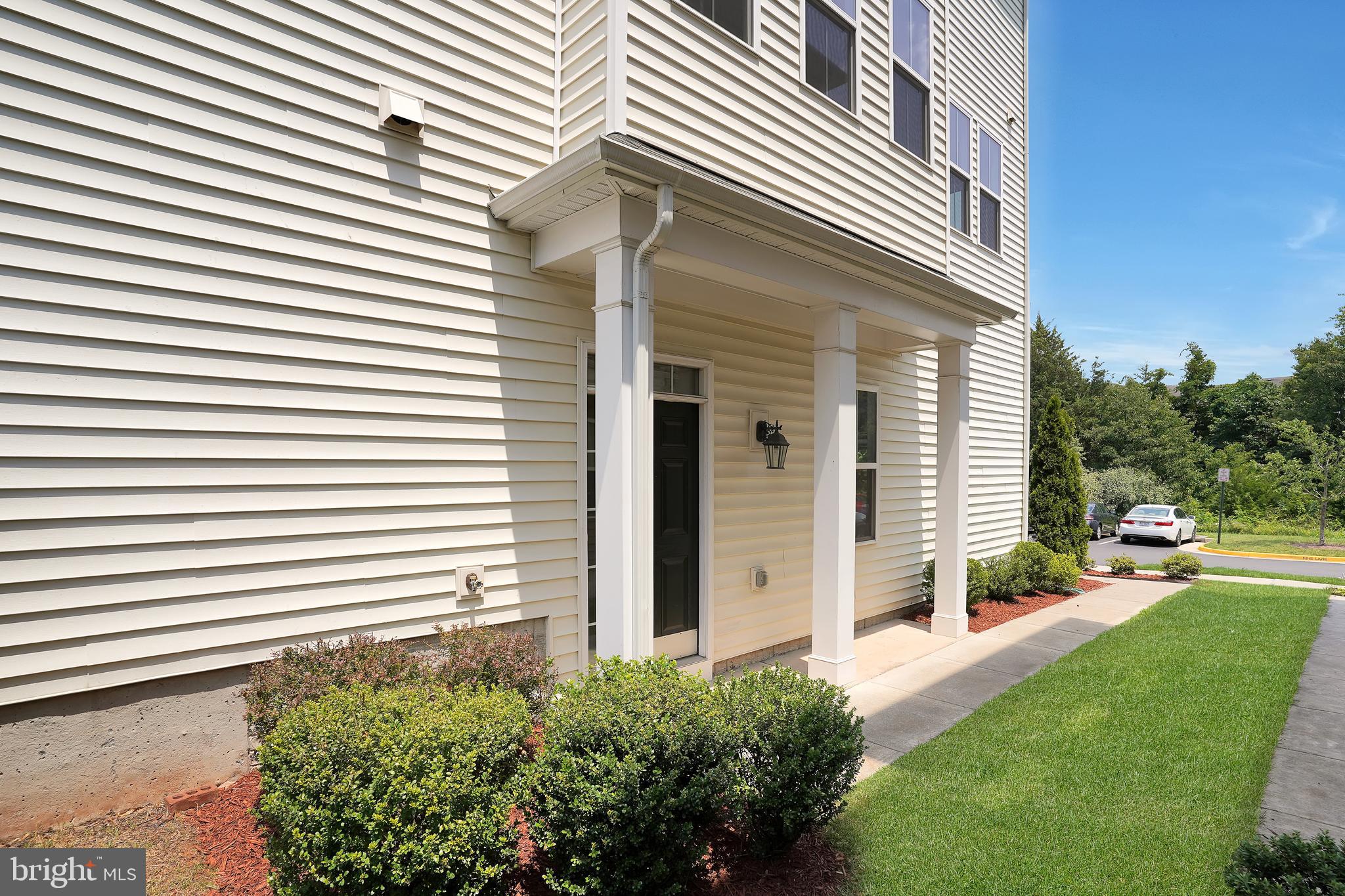 43385 Rickenbacker Square Ashburn, VA 20147 - Photo 5 of 35