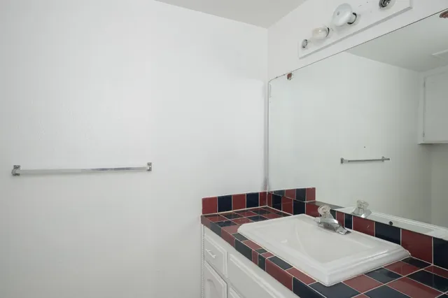 $295,000 | 3546 West Harvard Avenue, Fresno, CA 93722