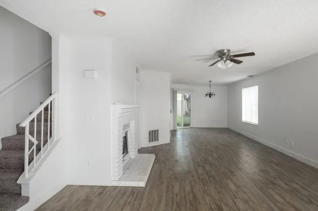 $295,000 | 3546 West Harvard Avenue, Fresno, CA 93722