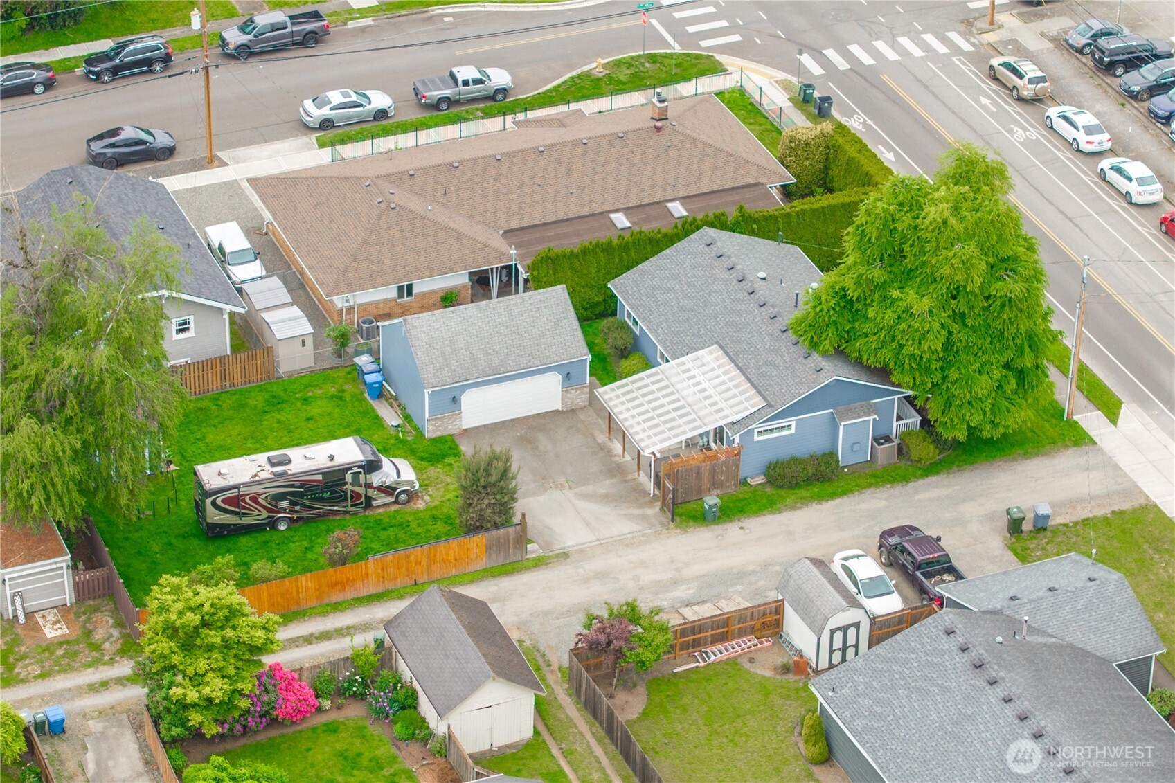 1010 Academy Street Sumner, WA 98390 - Photo 4 of 37 an aerial view of a house with garden