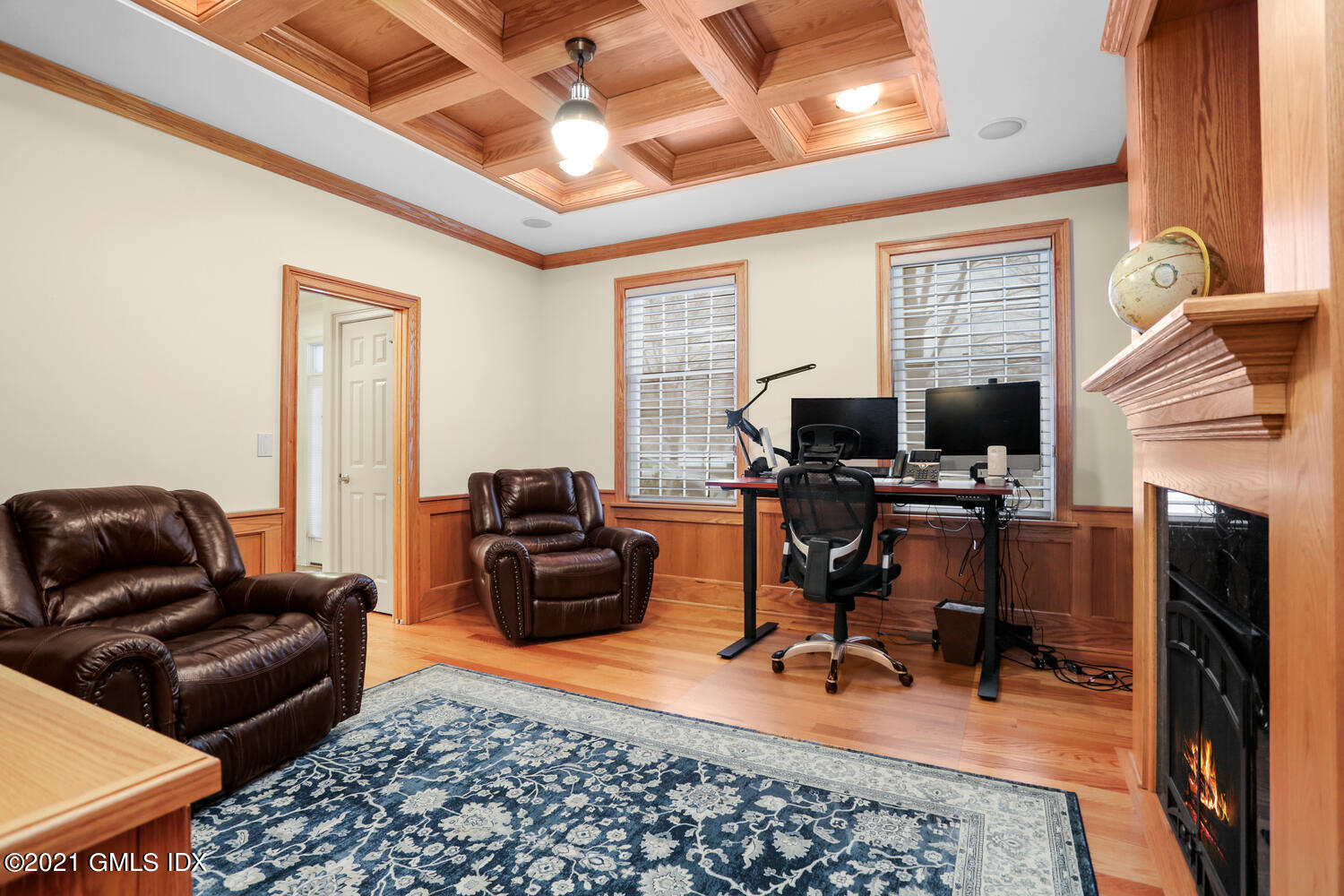 56 Old Orchard Road Riverside, CT 06878 - Photo 5 of 39 a living room with furniture a rug and a window