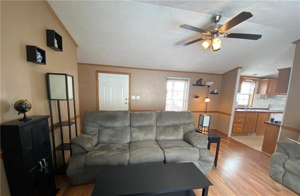 148 Ash Street Rochester, PA 15074 - Photo 3 of 20